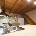 Lo Apartment