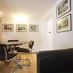 Lo Apartment