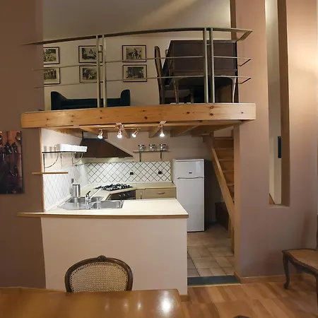 Apartment Lo *
