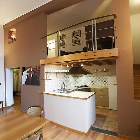 Apartment Lo Chalet Rome